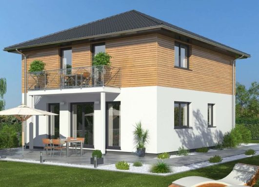 Modernes, zweigeschossiges Haus mit Holz- und Putzfassade, Terrasse und Gartenmöbeln.