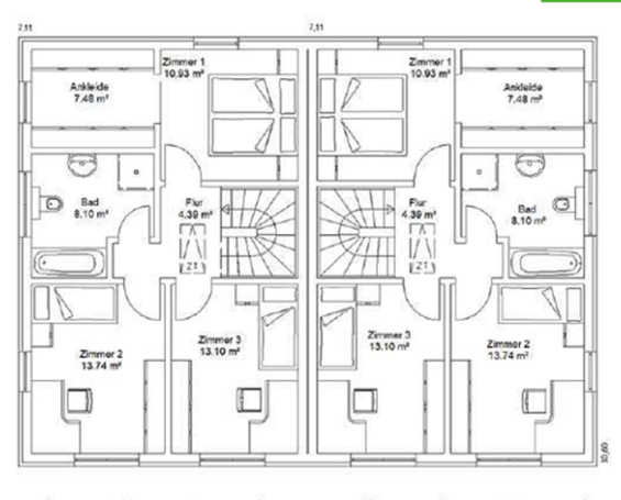 Grundriss eines Mehrfamilienhauses mit zwei Wohnungen und Treppenaufgängen.